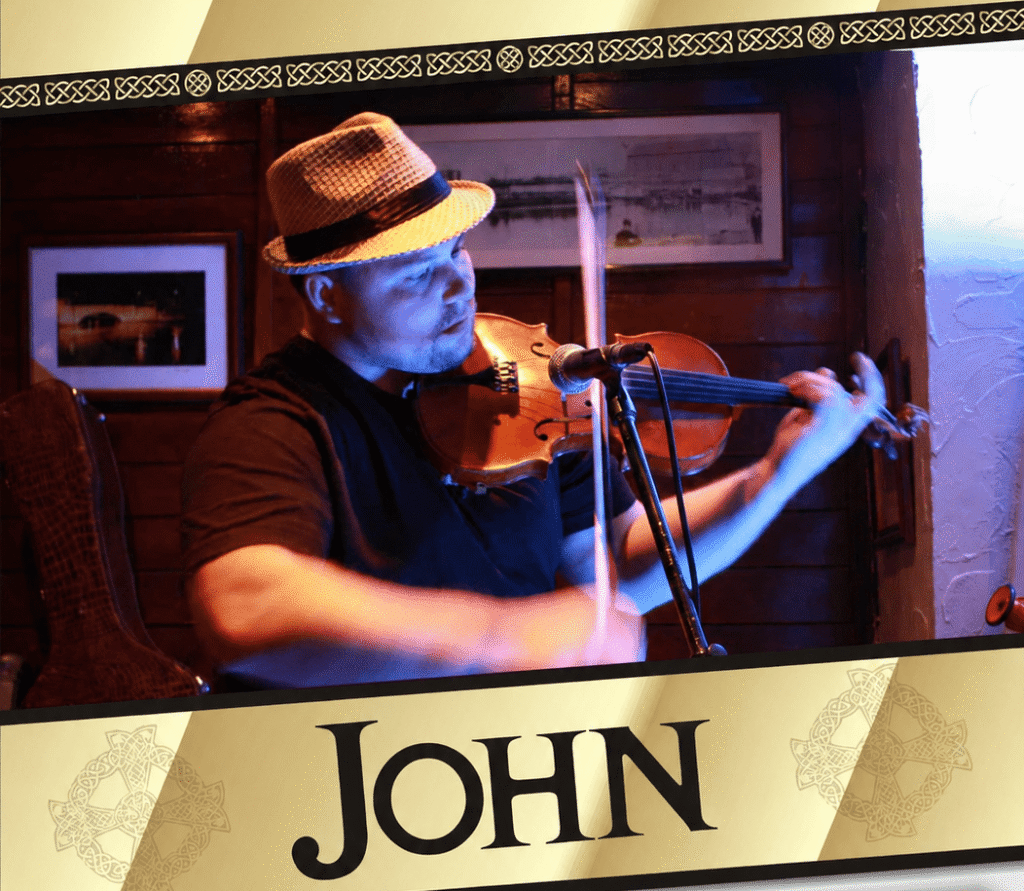 Musica en vivo John en Temple Bar Tenerife, pub irlandes con conciertos en directo